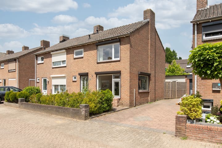 Foto 5 van Dahliastraat 13