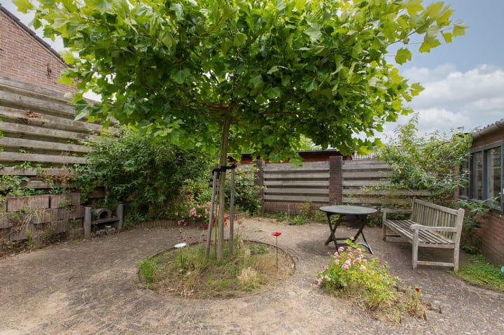 Foto 33 van Dahliastraat 13