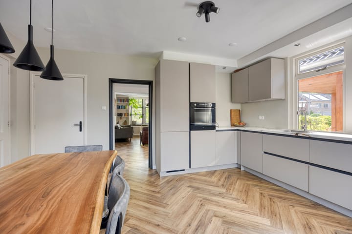 Foto 10 van Molenweg 16