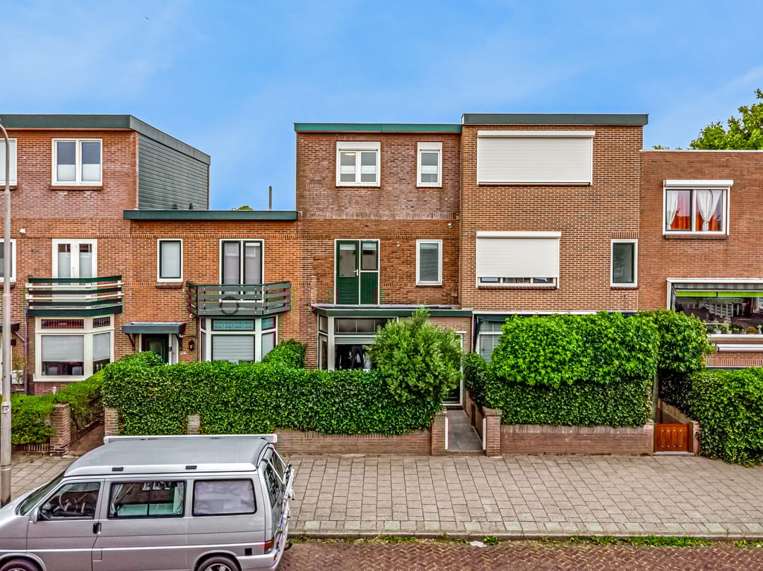 Koopwoningen - huizen te koop in [Funda]