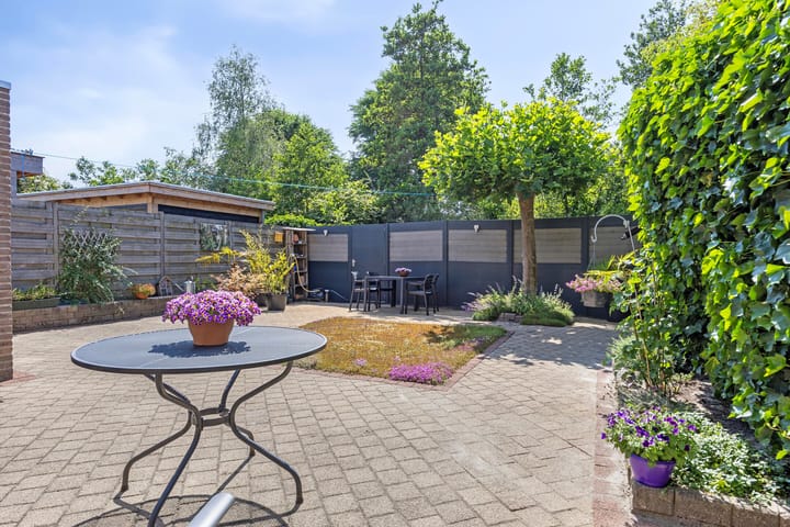 Foto 16 van Van der Blom-Vijlbriefhof 6