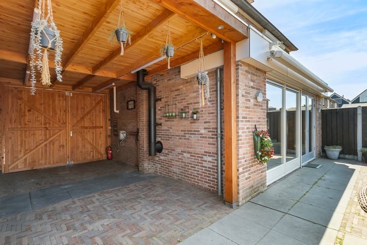 Foto 21 van Ds. J.A. Visserstraat 11