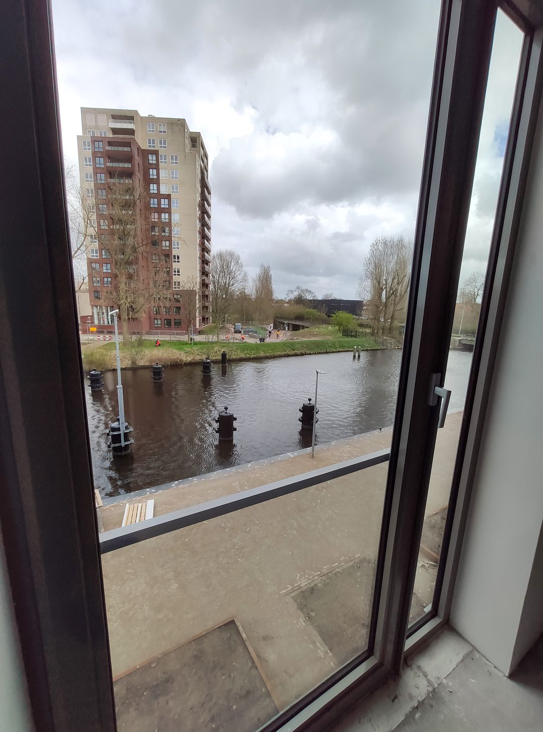 Foto 17 van Friesestraatweg 141-237