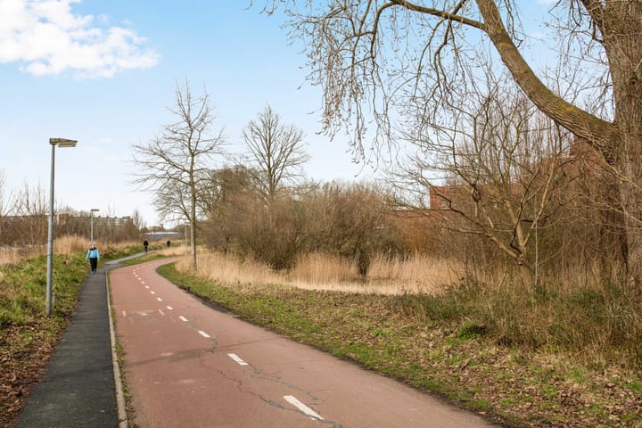 Foto 18 van Friesestraatweg 141-262