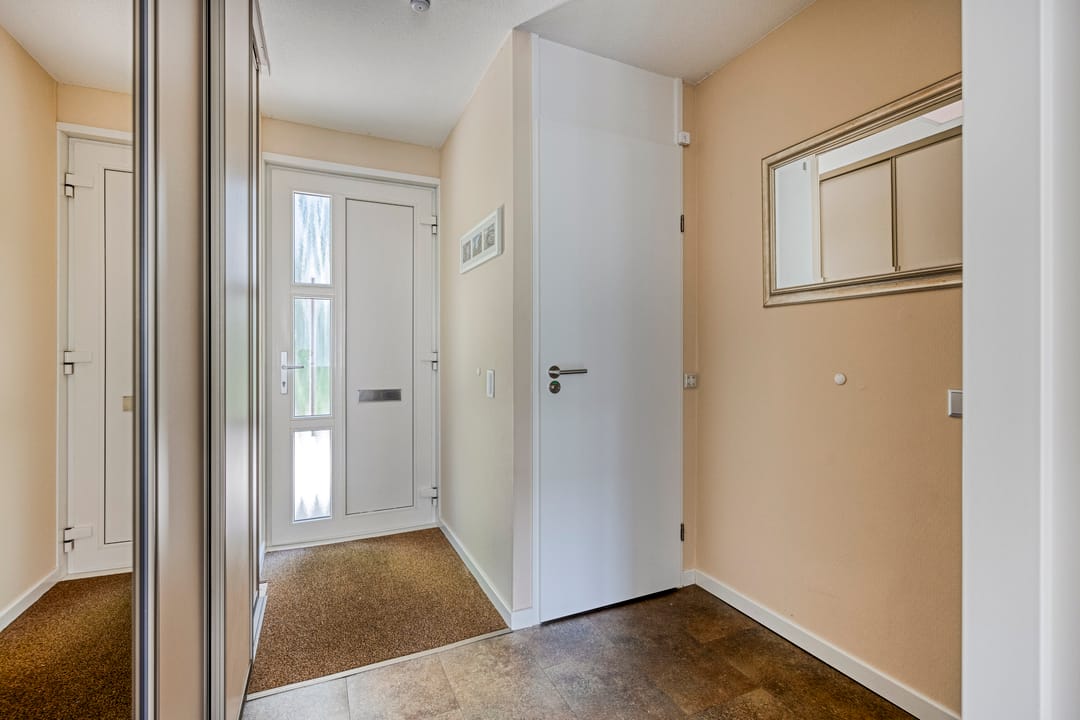 Photo 11 of Basisveenstraat 47