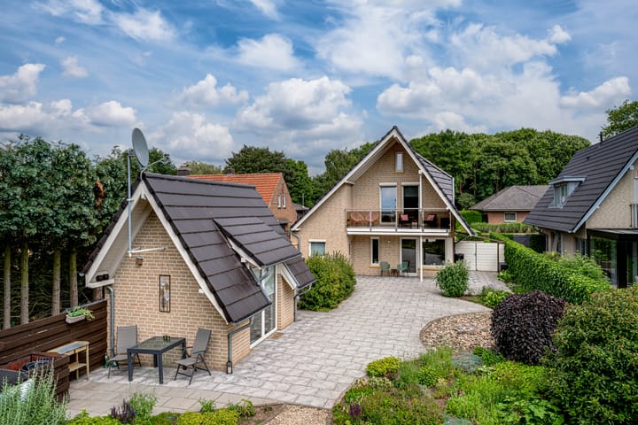 Foto 1 van Feldhausener Weg 13