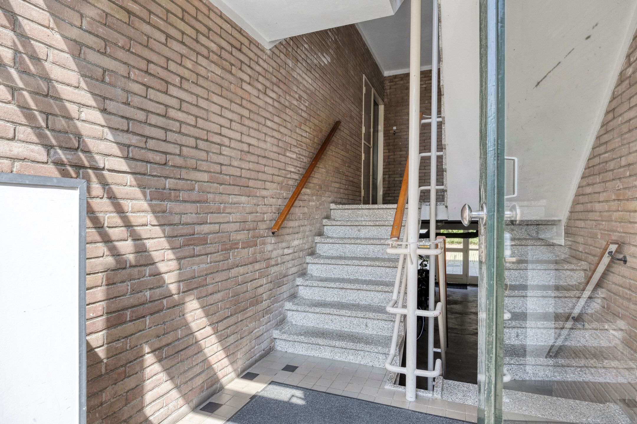 Foto 24 van Ambonstraat 82