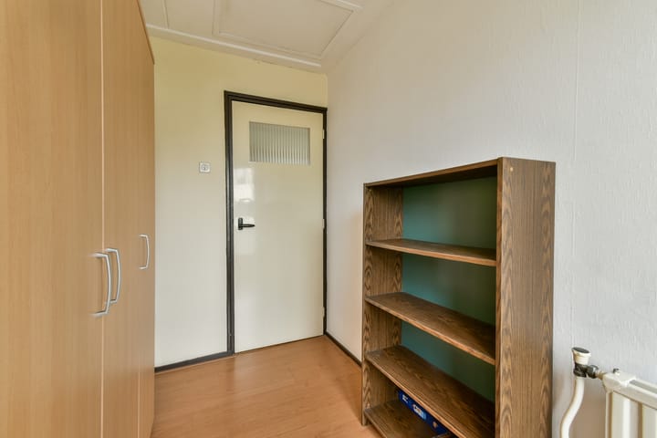 Photo 22 of Prof. Lorentzlaan 11