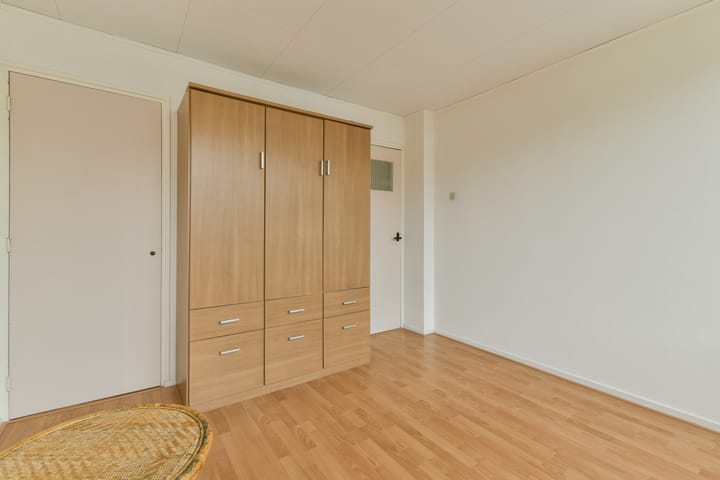 Photo 24 of Prof. Lorentzlaan 11