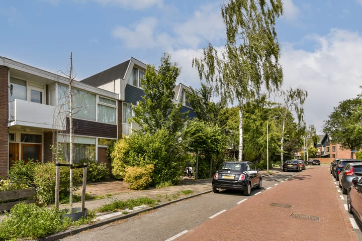 Photo 27 of Prof. Lorentzlaan 11