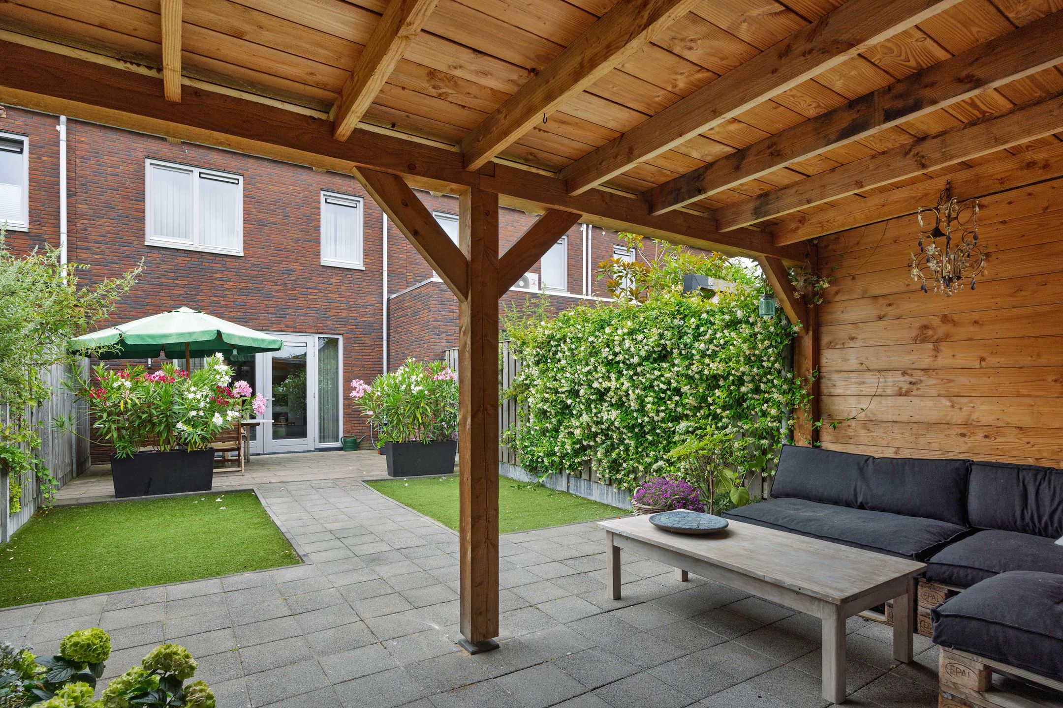 Foto 33 van Ranonkel 21