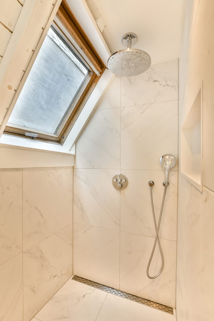 Foto 19 van Warmoesstraat 34-B