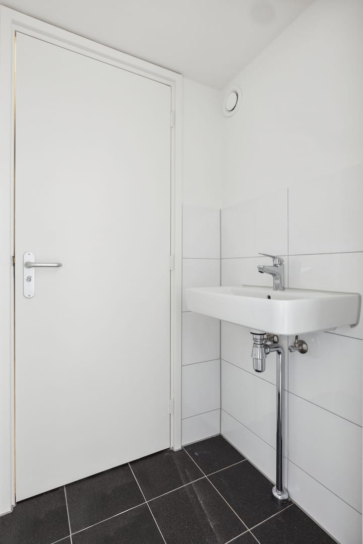 Photo 34 of Waalkade 13