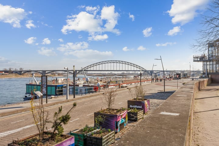 Photo 39 of Waalkade 13