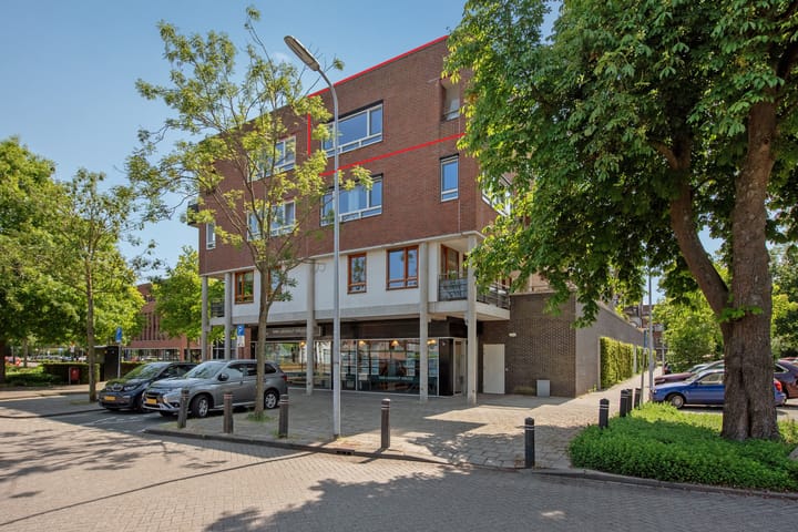 Photo 2 of J.S. Bachlaan 159