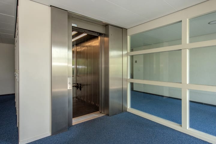 Photo 29 of J.S. Bachlaan 159