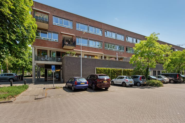 Photo 31 of J.S. Bachlaan 159