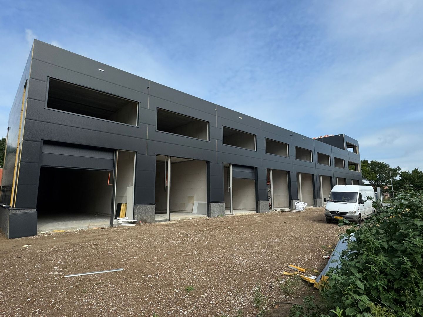 View photo 2 of Industrielaan 77