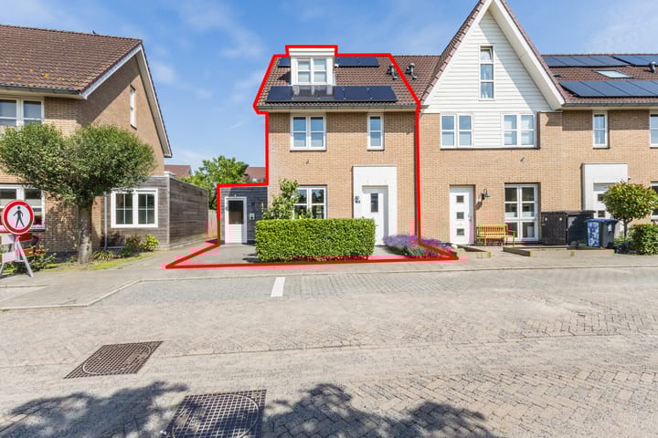 Foto 2 van Claustrum 71