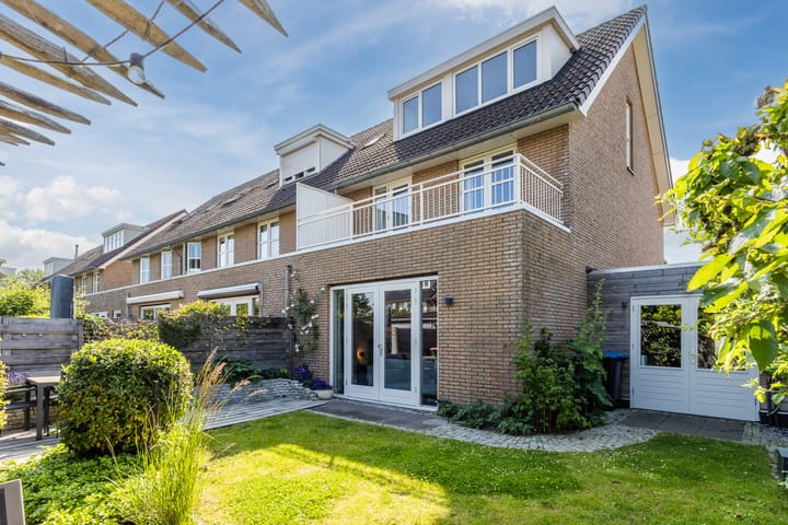 Foto 12 van Claustrum 71