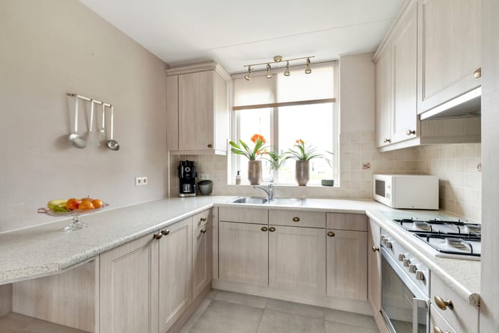 Photo 3 of Prins Bernhardlaan 116