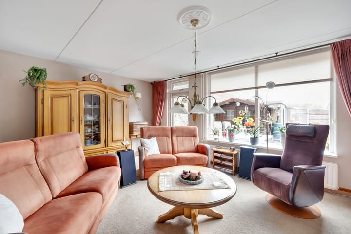 Photo 4 of Prins Bernhardlaan 116