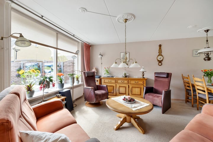 Photo 10 of Prins Bernhardlaan 116