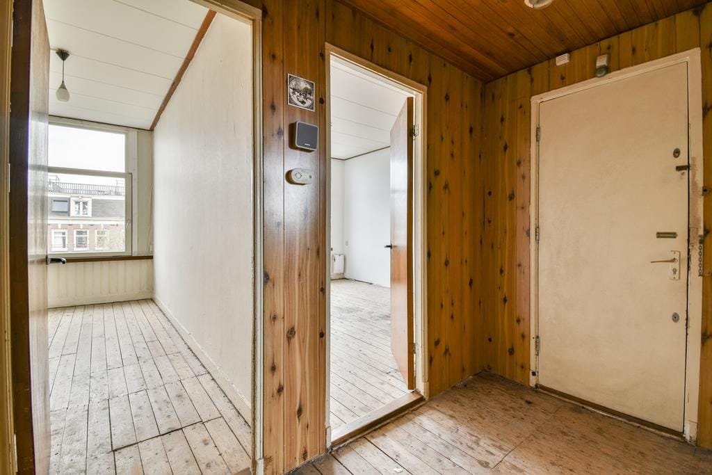 Photo 5 of Linnaeusstraat 40-3