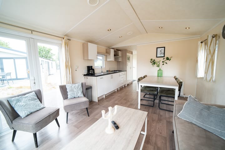 Photo 10 of Parkweg 2-825