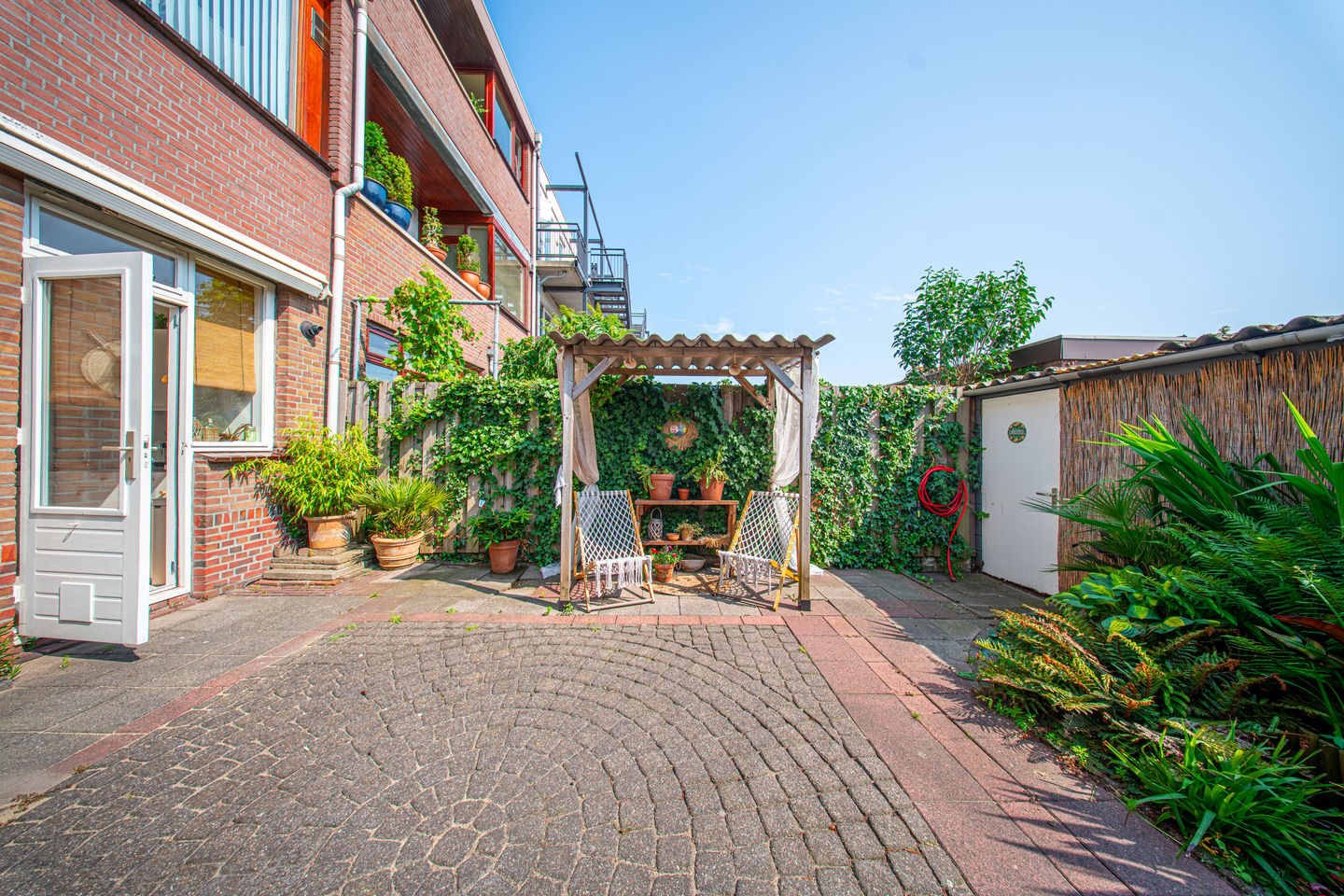 Photo 19 of Prins Hendrikstraat 192-B