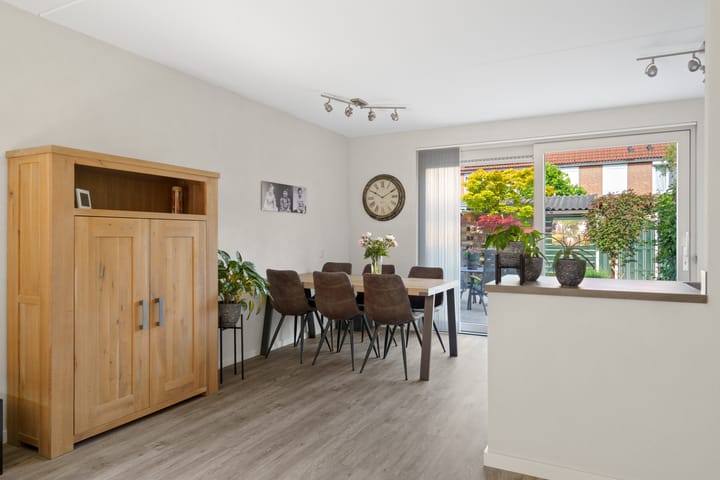 Foto 16 van Zadelmaker 18