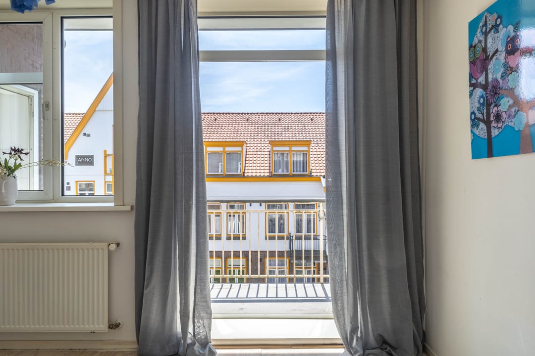 Photo 13 of Spaarndammerdijk 272