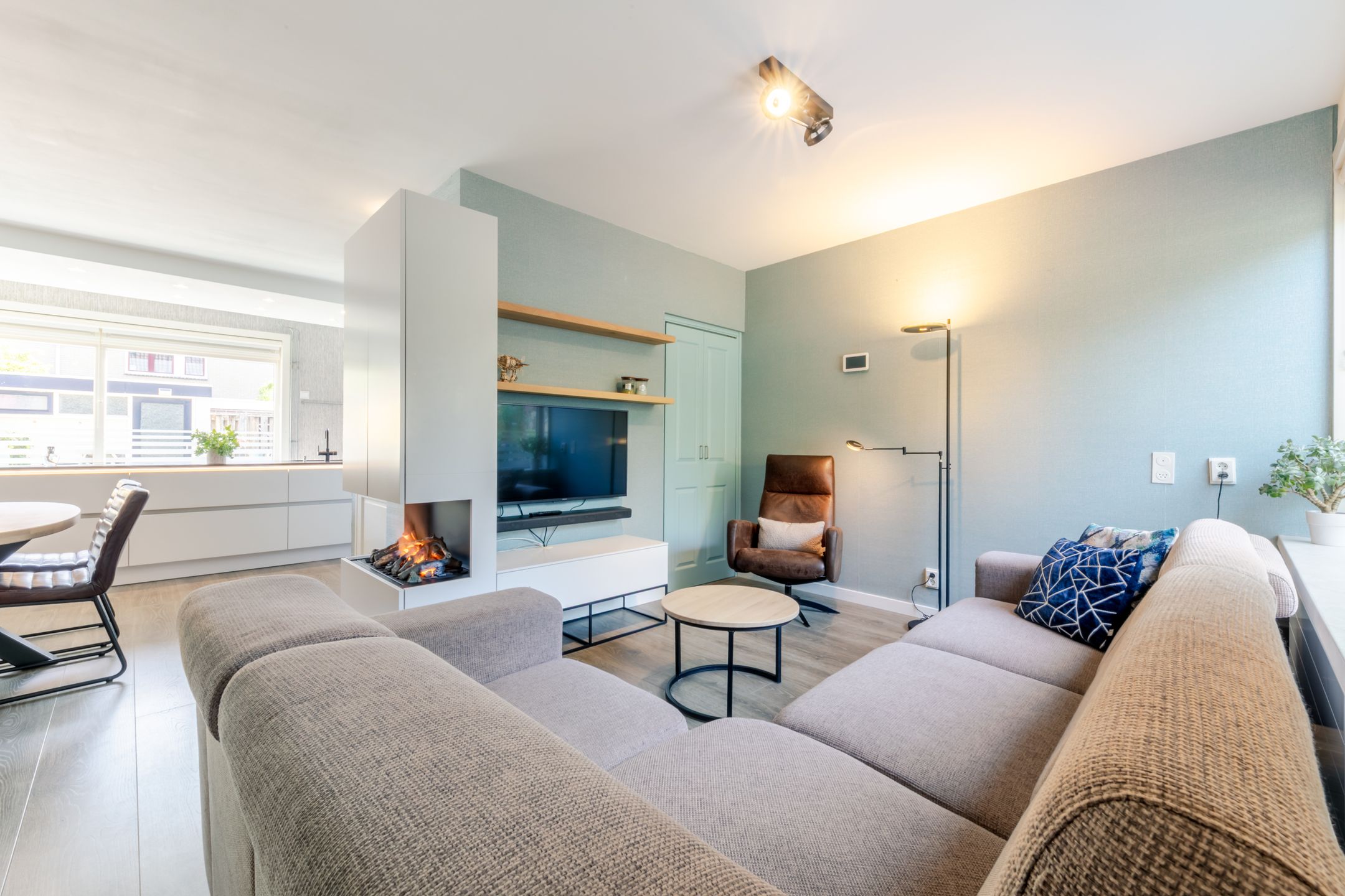 Foto 3 van Mezenhof 6