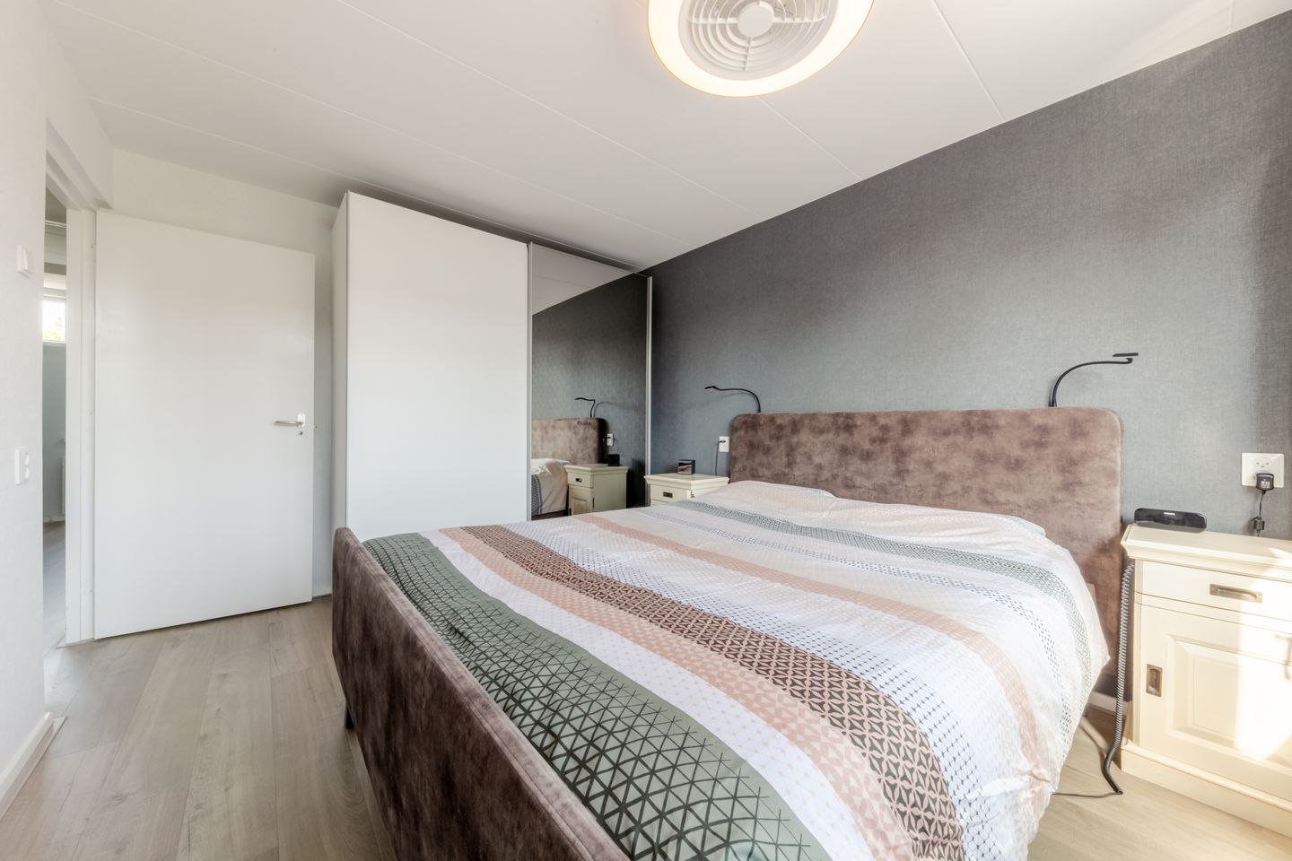 Foto 20 van Mezenhof 6