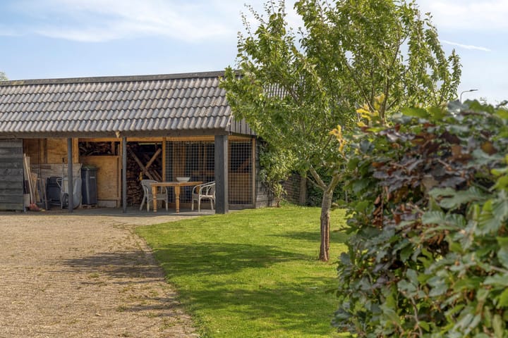 Photo 4 of Otterpad 1