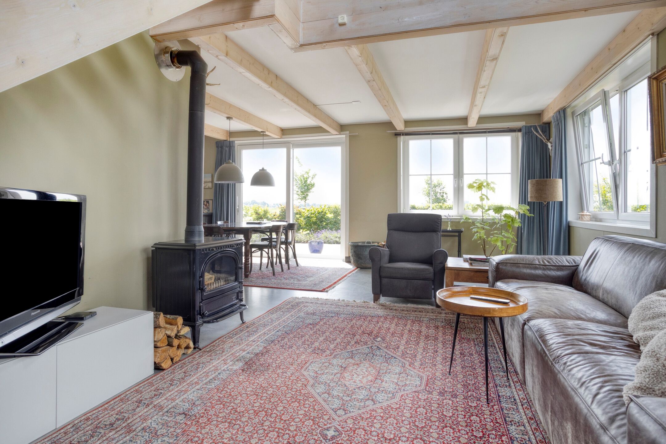 Photo 18 of Otterpad 1