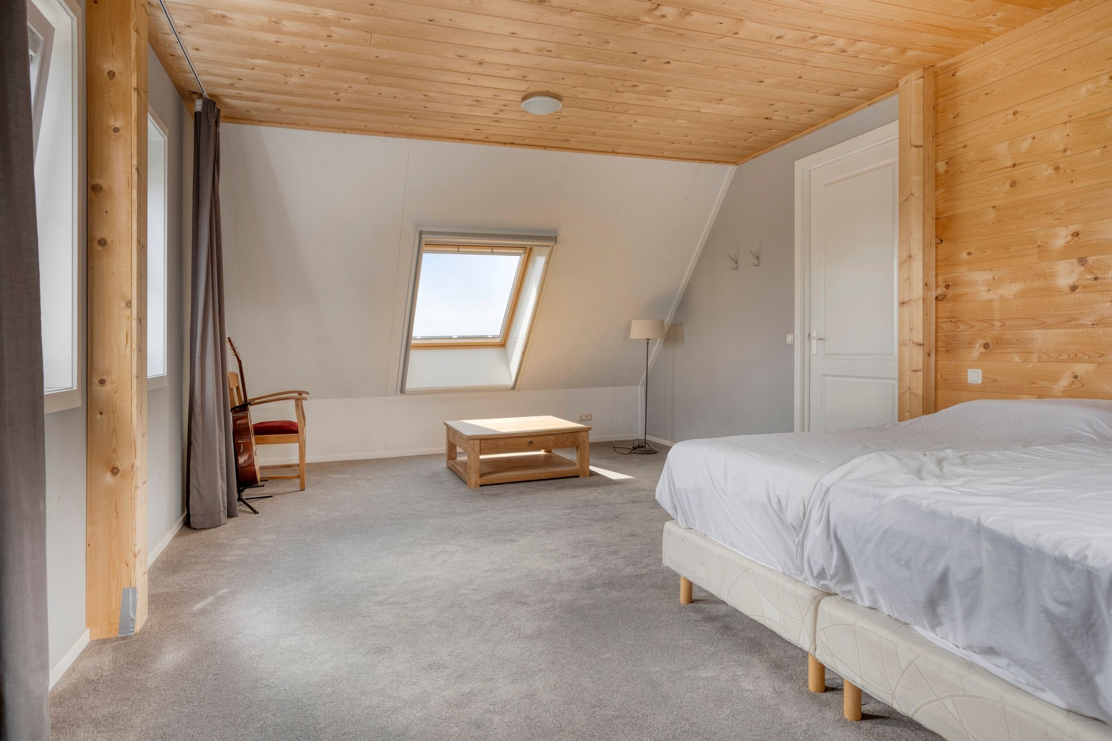 Photo 33 of Otterpad 1