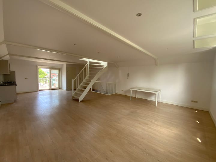 Foto 2 van Oostzijde 21-C