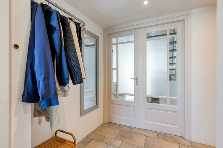 Photo 8 of Klaproos 22