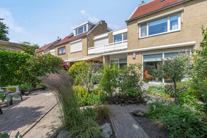 Photo 28 of Klaproos 22