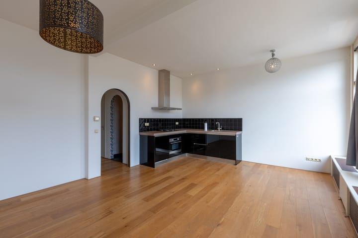 Foto 8 van Spoorsingel 44