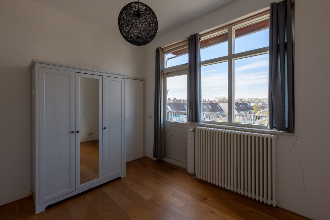 Foto 16 van Spoorsingel 44