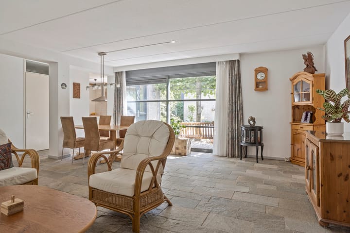 Foto 2 van Maasbommelstraat 44