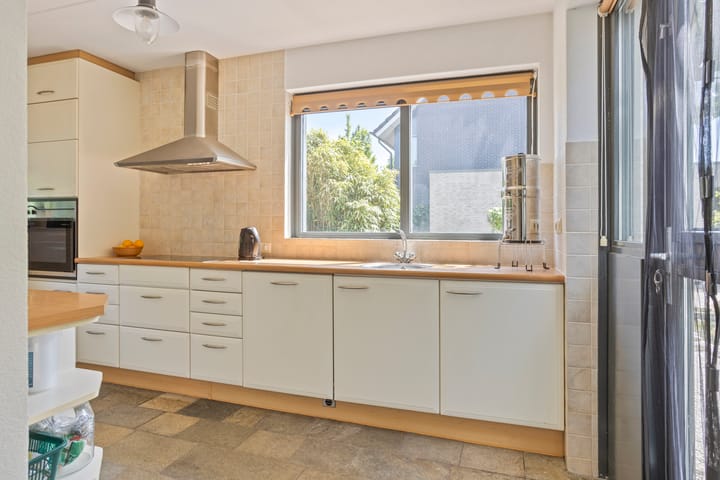 Foto 15 van Maasbommelstraat 44