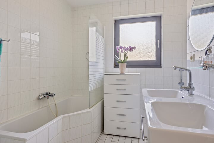 Foto 22 van Maasbommelstraat 44