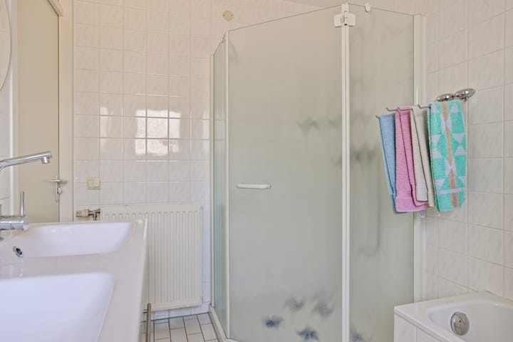 Foto 24 van Maasbommelstraat 44