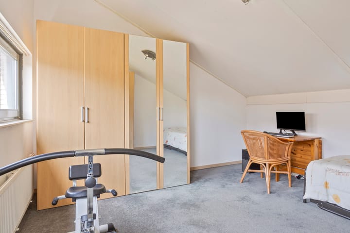 Foto 30 van Maasbommelstraat 44