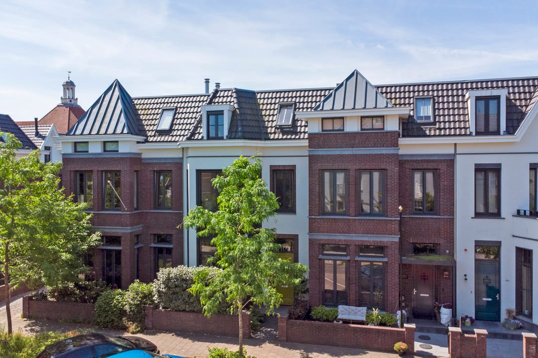 Photo 43 of Emmastraat 10-C