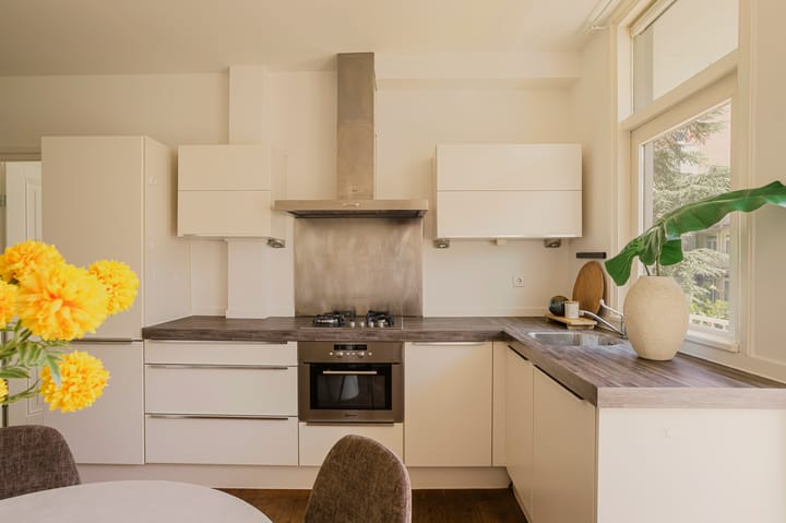 Foto 14 van Orteliusstraat 178-2