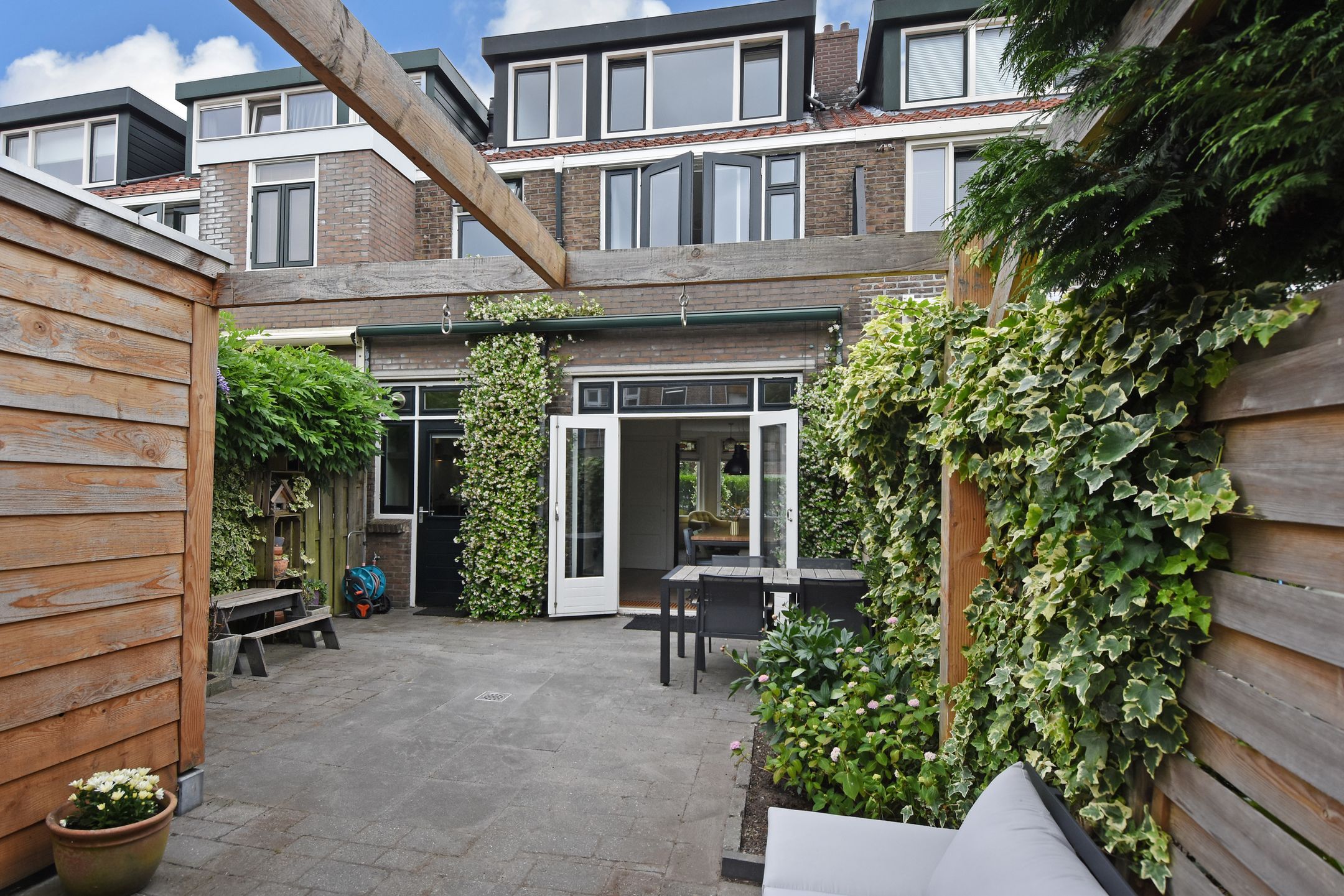 Foto 21 van Fransen van de Puttestraat 41